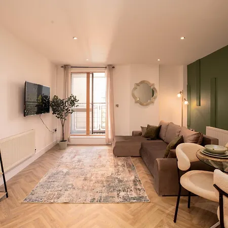 2-bed River View Balcony & Free Parking Appartement Leeds (West Yorkshire)